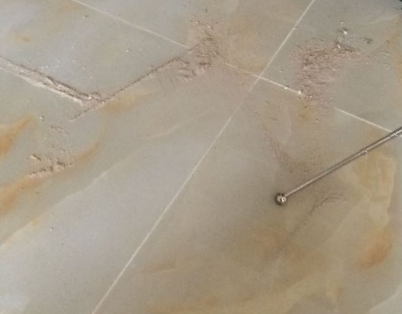 大姚瓷砖空鼓维修公司分享粘合剂选择不当在瓷砖铺贴过程中可能导致以下问题
